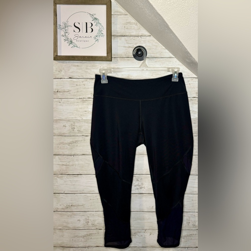 FINAL DROP! Tek Gear drytek black workout Capri leggings